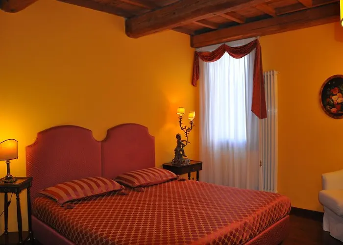 Piazza Nova Bed & Breakfast Ferrara