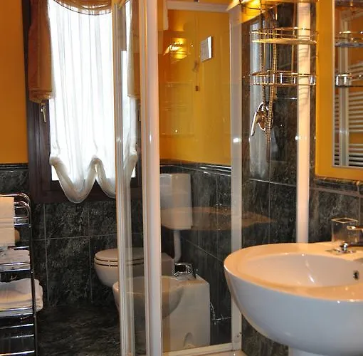 Piazza Nova Bed & Breakfast