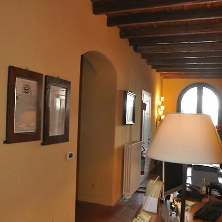Piazza Nova Bed & Breakfast
