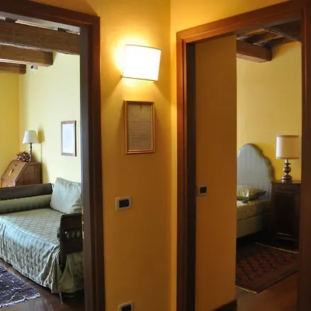Bed & Breakfast Piazza Nova 4*