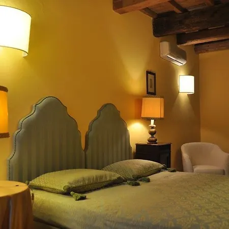 Bed & Breakfast Piazza Nova Ferrara
